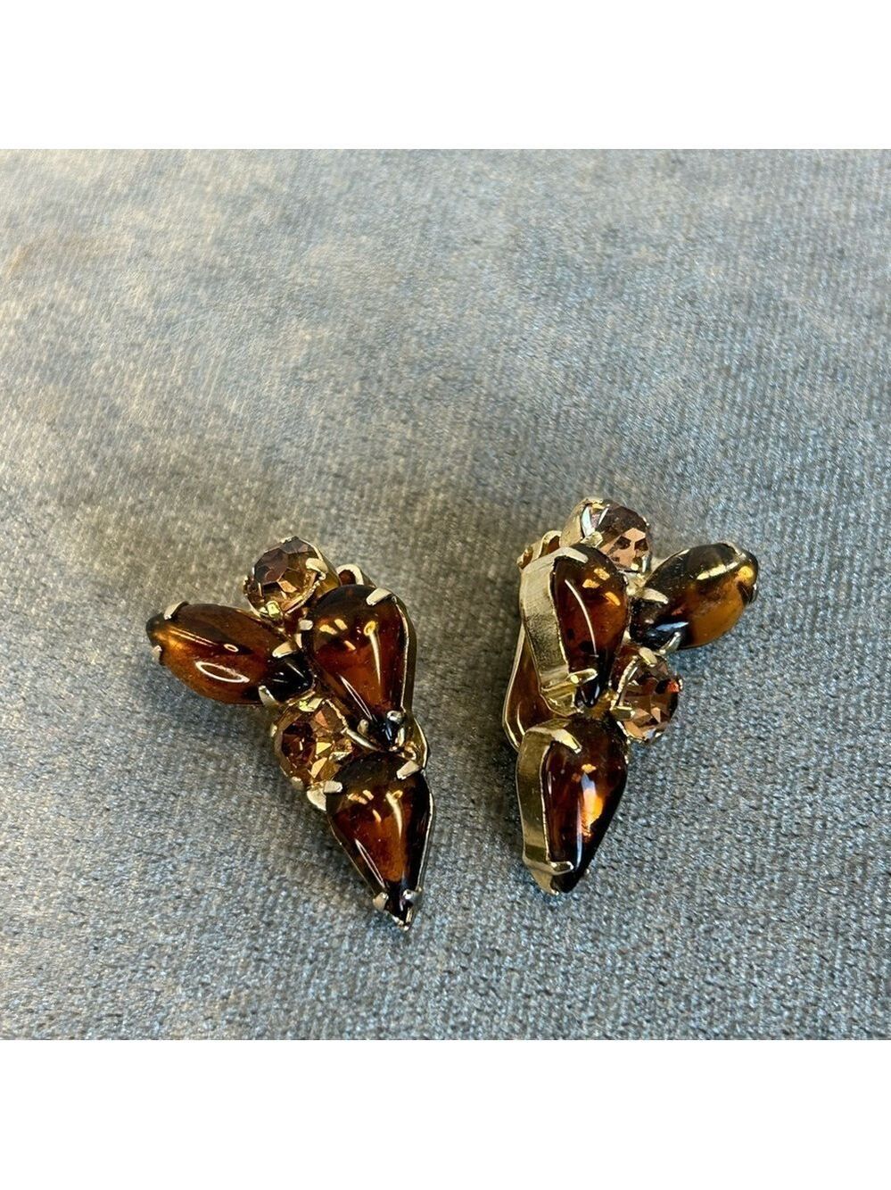 AMBER brown coloured crystal rhinestone glass clip on earings